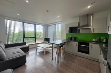 119 Mayflower Street, City Centre, Plymouth - Image 2